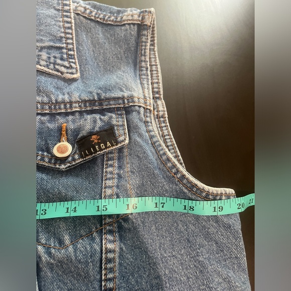Vintage Denim Jean Vest ILLEGAL Skull Star Retro 80s Moto Jacket Biker Punk Goth - Picture 4 of 10